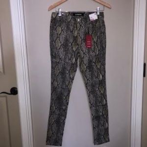 Express Snake Print Jeans, 8 Regular/Stretch +